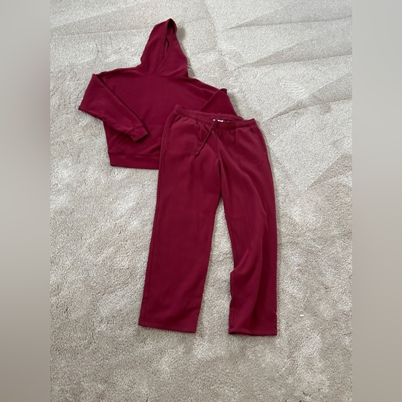 Maroon Matching Set - Picture 1 of 2